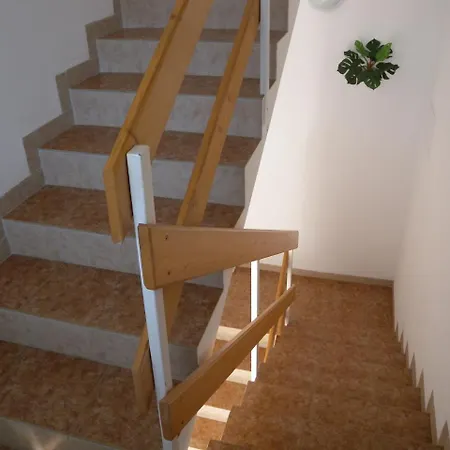Apartment 6
