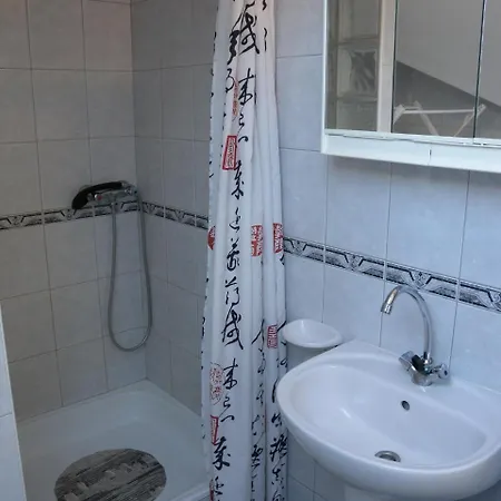 6 Apartment *